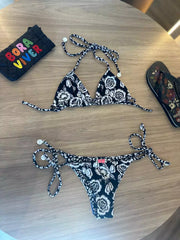 BIQUINI FEMININO LACINHO FLORAL CAJU PRETO FARM ORIGINAL 374573