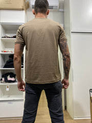 CAMISETA MASCULINA JERSEY ALGODÃO PIMA SURTON MARROM TABACO ARAMIS ORIGINALCS.13.0015651
