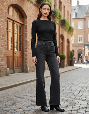 CALÇA FEMININA RIBCAGE BELLS PRETA LEVI´S® ORIGINAL A75030000