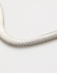 COLAR FEMININO CURTO CORRENTE SNAKE NIQUEL SHOULDER ORIGINAL 012512640002