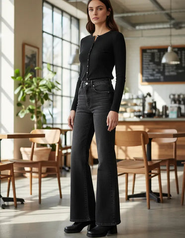 CALÇA FEMININA RIBCAGE BELLS PRETA LEVI´S® ORIGINAL A75030000