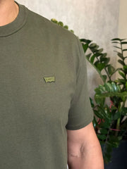 CAMISETA MASCULINA MINI LOGO MILITAR/MILITAR LEVI'S ORIGINAL LB0020331