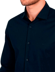 CAMISA MASCULINA REGULAR TRICOLINE LISO STRETCH MARINHO ARAMIS ORIGINAL ML.02.0677010