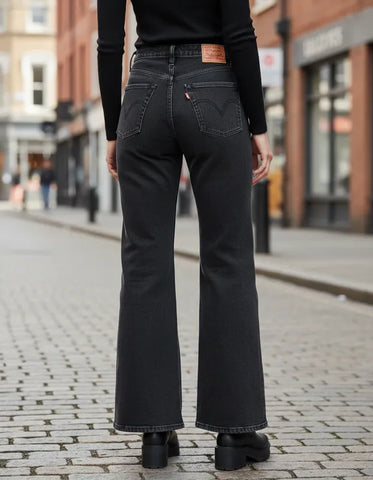 CALÇA FEMININA RIBCAGE BELLS PRETA LEVI´S® ORIGINAL A75030000