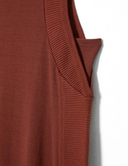 VESTIDO SHOULDER MALHA RETILINEA LATERAL TERRA COTA ORIGINAL 012523246001