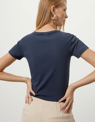 T-SHIRT FEMININA CANELADA SHOULDER ORIGINAL 011134020003