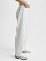 CALCA FEMININA JEANS BAGGY SHOULDER ORIGINAL 012523760001